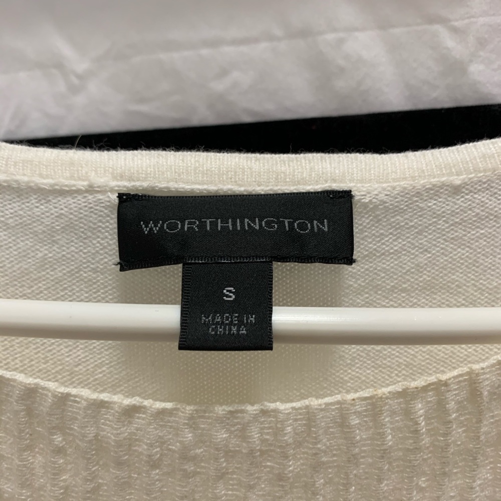 Worthington Ivory boatneck quarter sleeve sweater